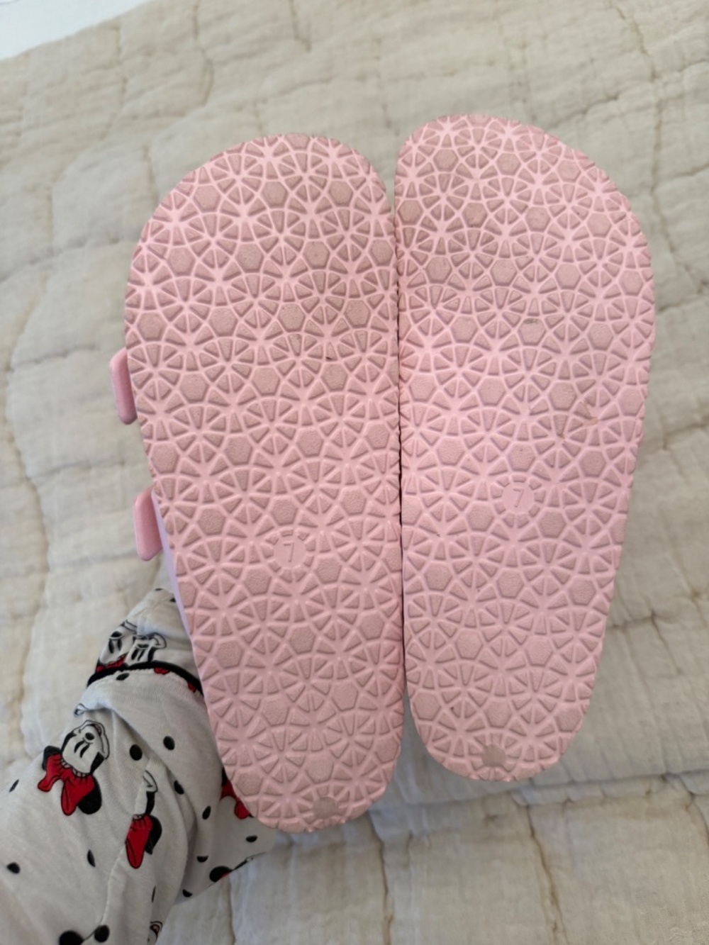 Stoney Clover Lane x Target Slide Sandals Light Pink Heart Slip On - Picture 3 of 4